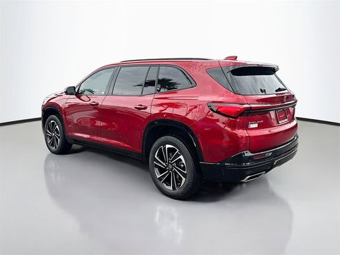 Used 2025 Buick Enclave Sport Touring w/ Power Package image 5