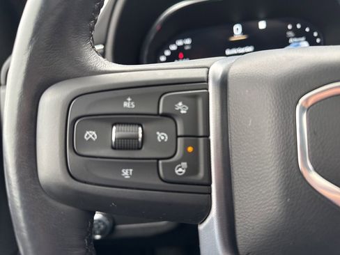 Used 2022 GMC Yukon SLT w/ SLT Premium Package image 22