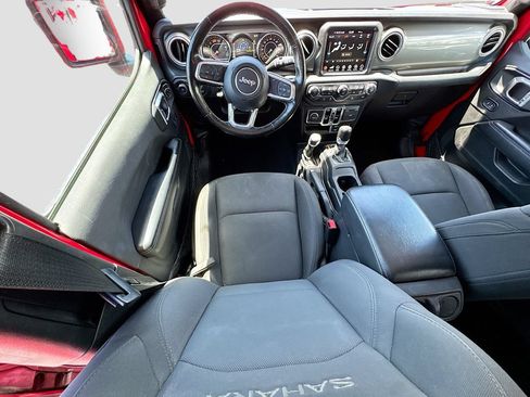 Used 2022 Jeep Wrangler Unlimited Sahara w/ Cold Weather Group AWD/4WD image 25