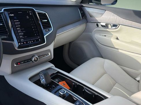 Used 2023 Volvo XC90 T8 Plus w/ Protection Package image 32