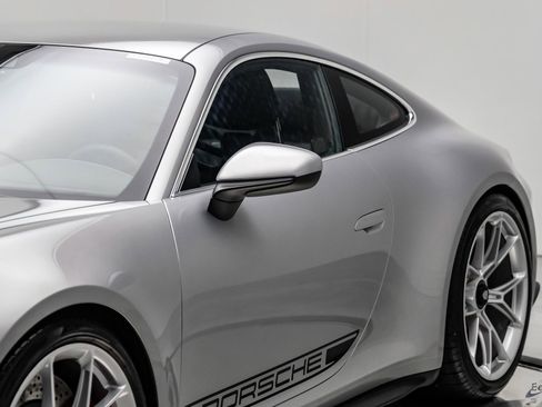 Used 2023 Porsche 911 GT3 RWD image 32