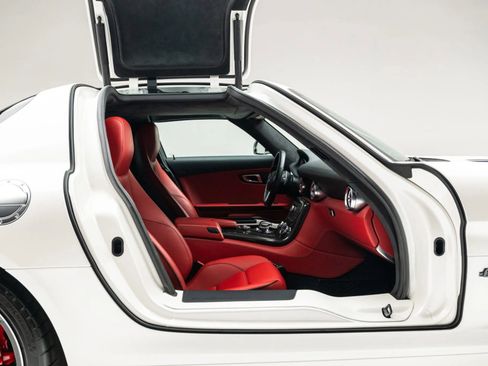 Used 2012 Mercedes-Benz SLS AMG Coupe image 65
