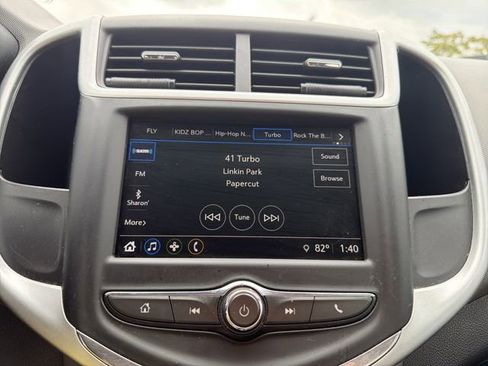 Used 2018 Chevrolet Sonic LT FWD image 27