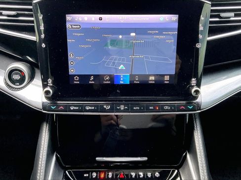 Used 2022 Jeep Wagoneer Series I w/ Convenience Group I image 9