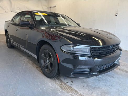 Used 2023 Dodge Charger SXT image 4