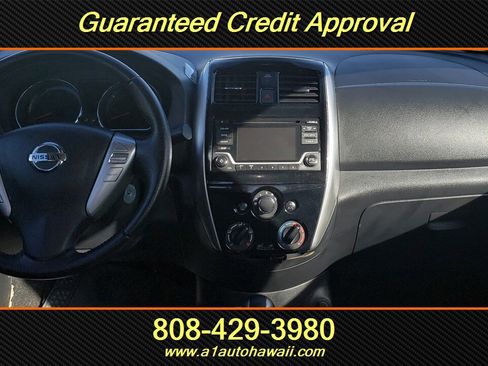 Used 2018 Nissan Versa SV w/ SV Special Edition Package image 9