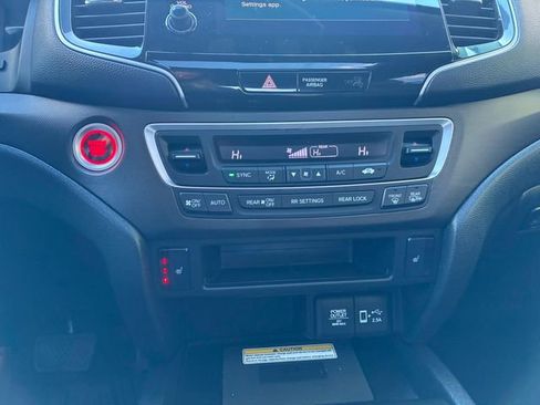 Used 2022 Honda Pilot TrailSport image 30