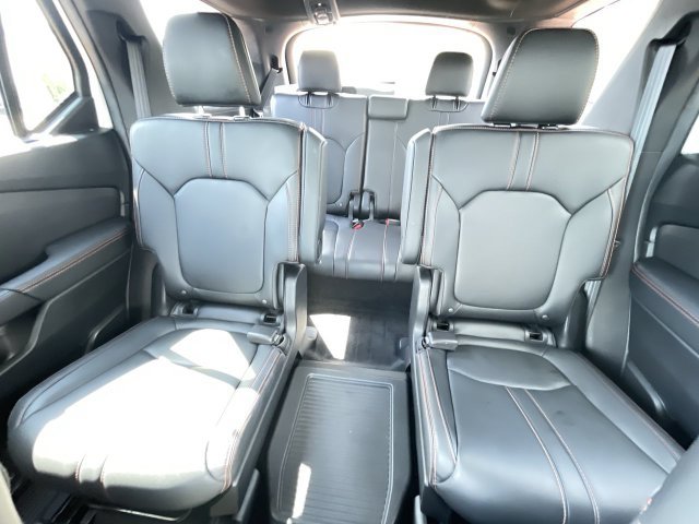 Certified 2024 Honda Pilot TrailSport image 13