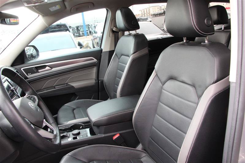 Used 2023 Volkswagen Atlas SEL Premium AWD/4WD image 12