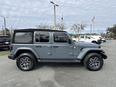 Used 2024 Jeep Wrangler Sahara image 2