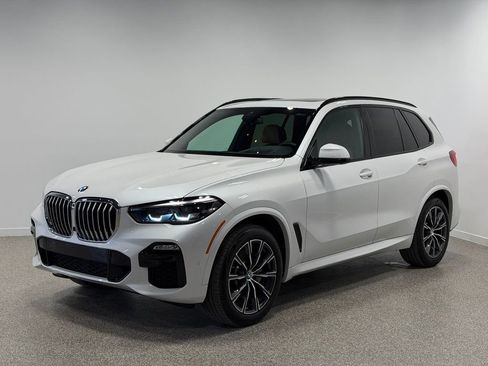 Used 2020 BMW X5 xDrive40i w/ M Sport Package image 1