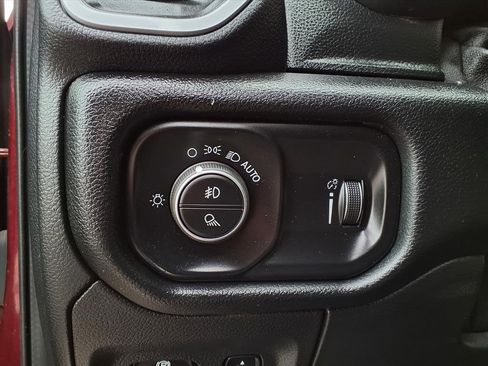 Used 2020 RAM 1500 Big Horn image 23