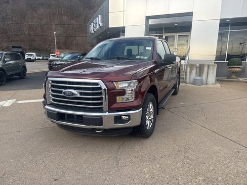 Used 2016 Ford F150 XLT w/ Equipment Group 302A Luxury image 3