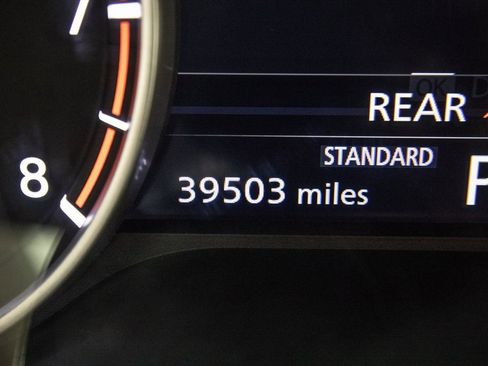 Used 2022 Nissan Rogue SV image 22