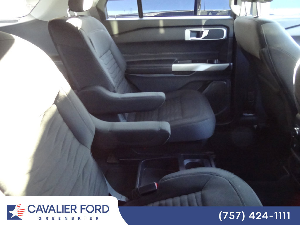 Used 2021 Ford Explorer XLT RWD image 10