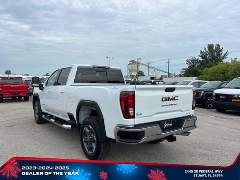New 2026 GMC Sierra 2500 SLE w/ SLE Value Package; AWD/4WD image 5