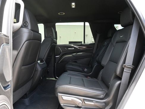 Certified 2023 Cadillac Escalade Luxury w/ LPO, Floor Liner Package RWD image 21