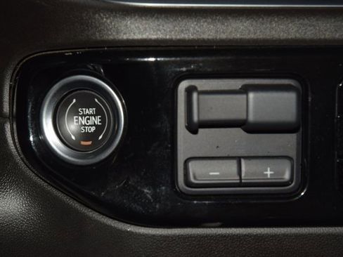 Used 2024 GMC Sierra 2500 SLT w/ Texas SLT Premium Package image 34