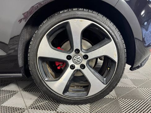 Used 2015 Volkswagen GTI SE w/ Lighting Package (SEL) image 38