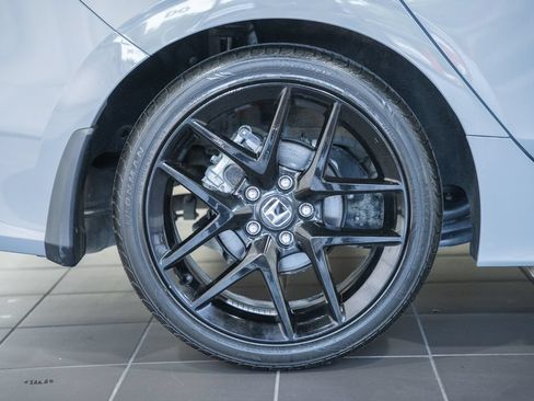 Used 2025 Honda Civic Sport image 15