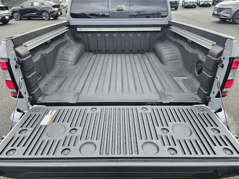 Used 2025 Nissan Frontier PRO-4X w/ Pro Premium Package image 25