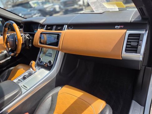 Used 2018 Land Rover Range Rover Sport SVR image 26