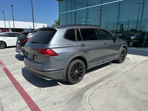 Used 2021 Volkswagen Tiguan SE R-Line FWD image 6