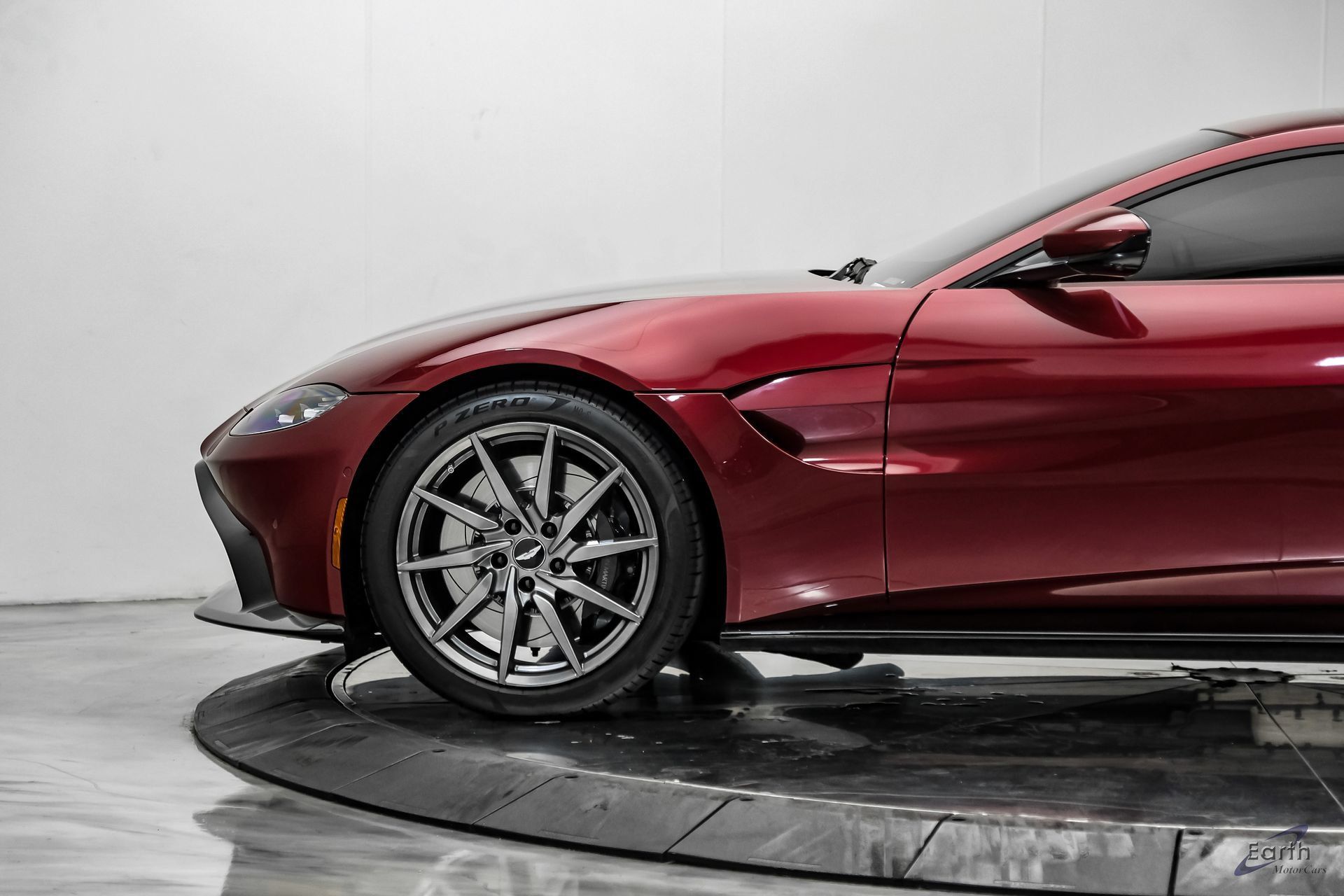 Used 2020 Aston Martin V8 Vantage Coupe RWD image 10