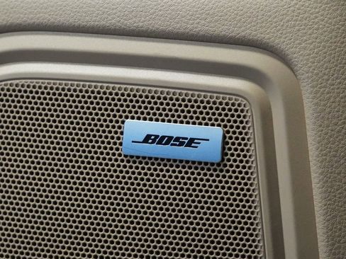 Used 2021 Porsche Macan Base image 31