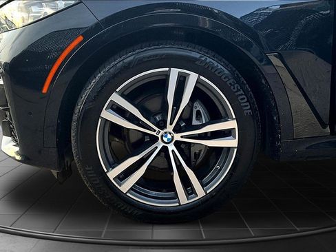 Used 2019 BMW X7 xDrive40i w/ Premium Package AWD/4WD image 33