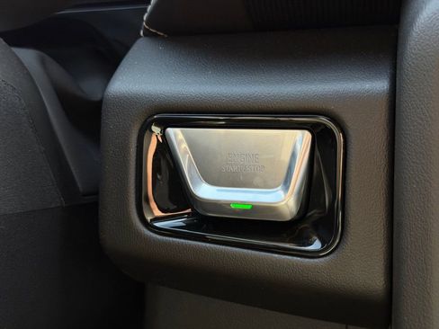 New 2026 GMC Yukon Elevation image 34