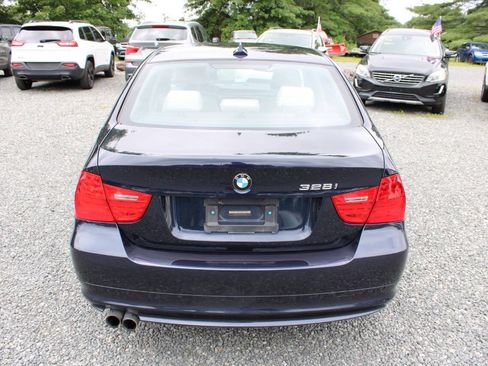 Used 2010 BMW 328i Sedan w/ Premium Pkg RWD image 8