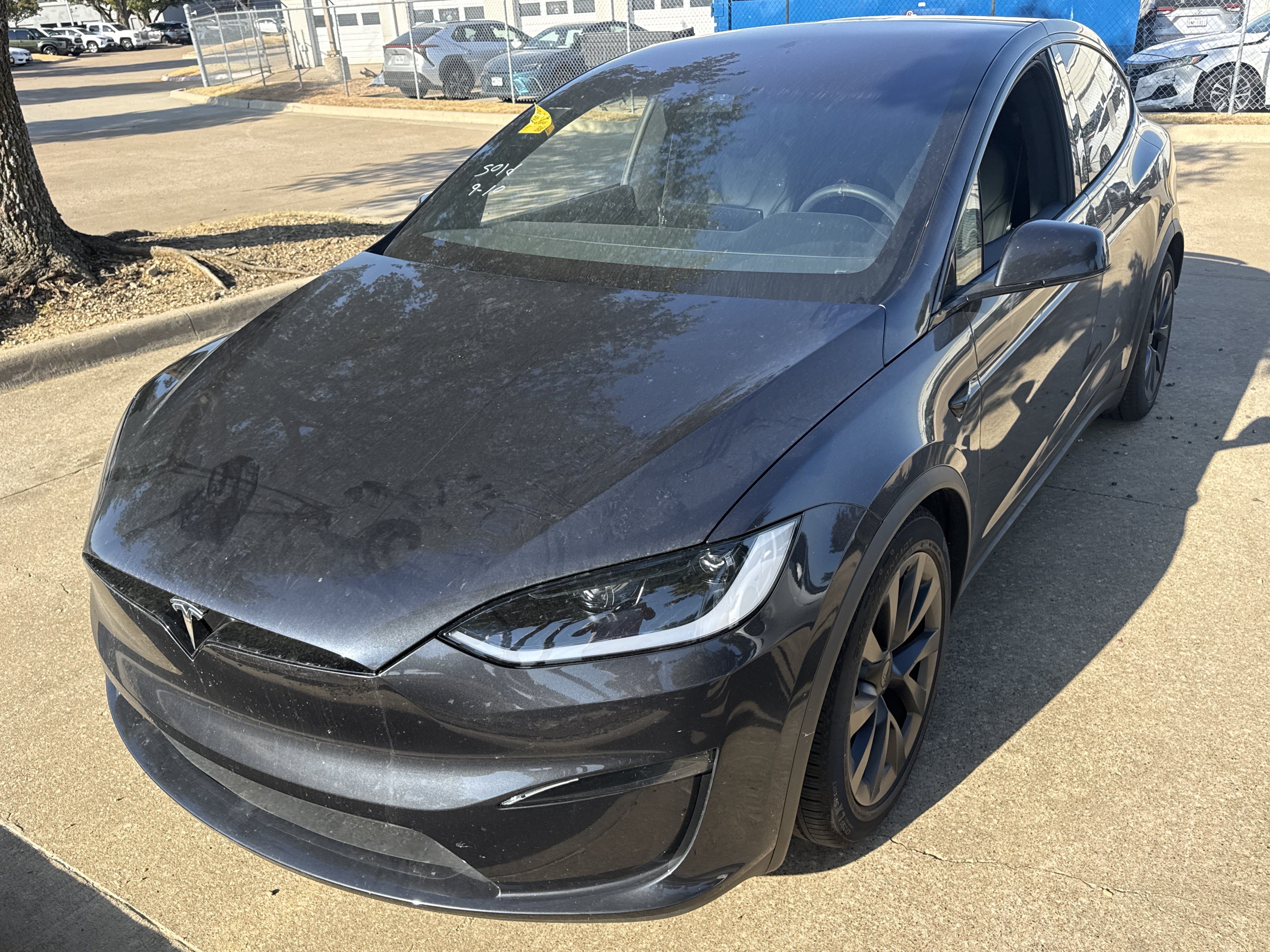 Used 2025 Tesla Model X AWD/4WD image 1