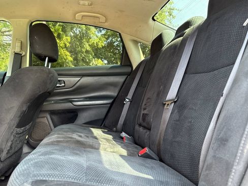 Used 2015 Nissan Altima 2.5 S w/ Special Edition Package FWD image 16