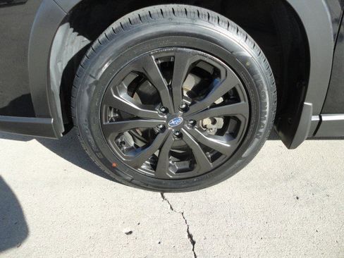 Used 2023 Subaru Forester Sport image 2