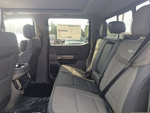 New 2026 Ford F450 Platinum w/ Platinum Plus Package image 15
