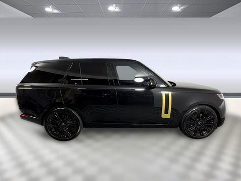 Used 2024 Land Rover Range Rover SE AWD/4WD image 8