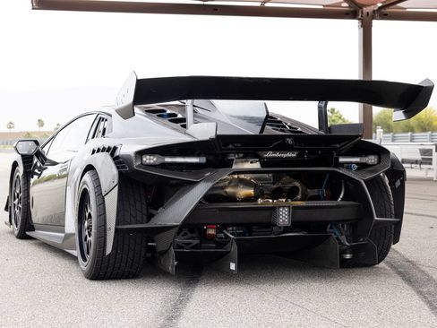Used 2023 Lamborghini Huracan EVO RWD image 7