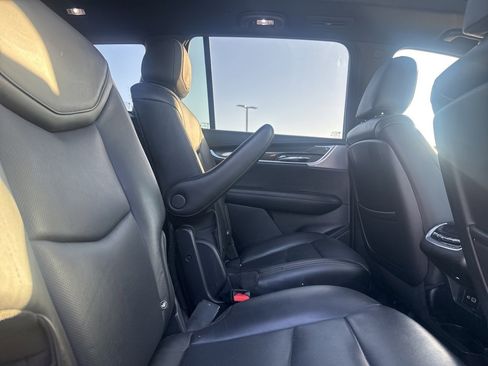 Used 2020 Cadillac XT6 Sport image 17