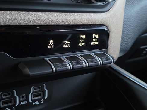 Used 2022 RAM 1500 Laramie image 23