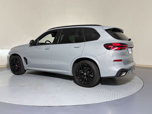 Certified 2025 BMW X5 sDrive40i w/ M Sport Package RWD image 2