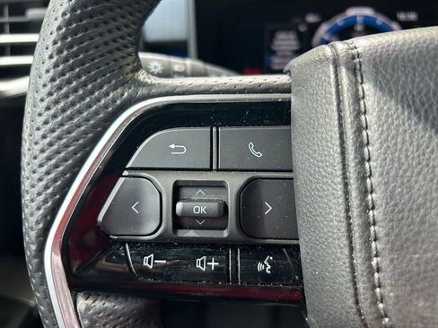 Used 2024 Toyota Tundra Platinum AWD/4WD image 21