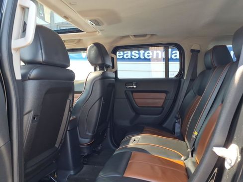 Used 2006 HUMMER H3 AWD/4WD image 10