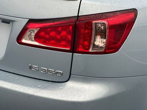 Used 2012 Lexus IS 350 image 25