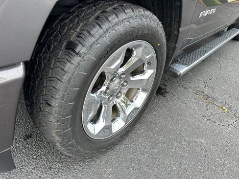 Used 2023 RAM 1500 Lone Star AWD/4WD image 9