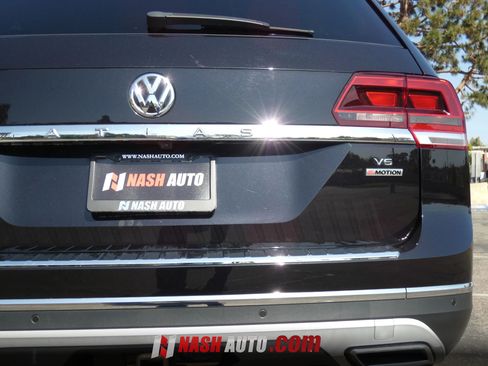Used 2018 Volkswagen Atlas SEL AWD/4WD image 9