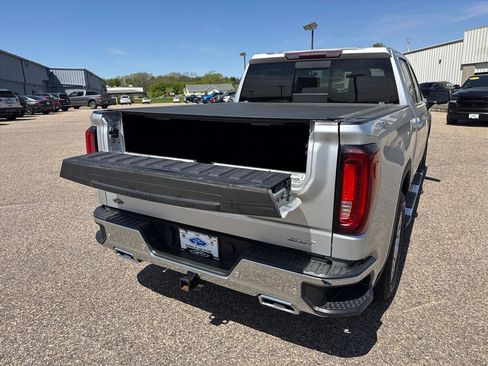 Used 2021 GMC Sierra 1500 SLT w/ SLT Premium Plus Package AWD/4WD image 5