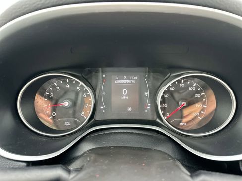 Used 2018 Jeep Compass Latitude image 34