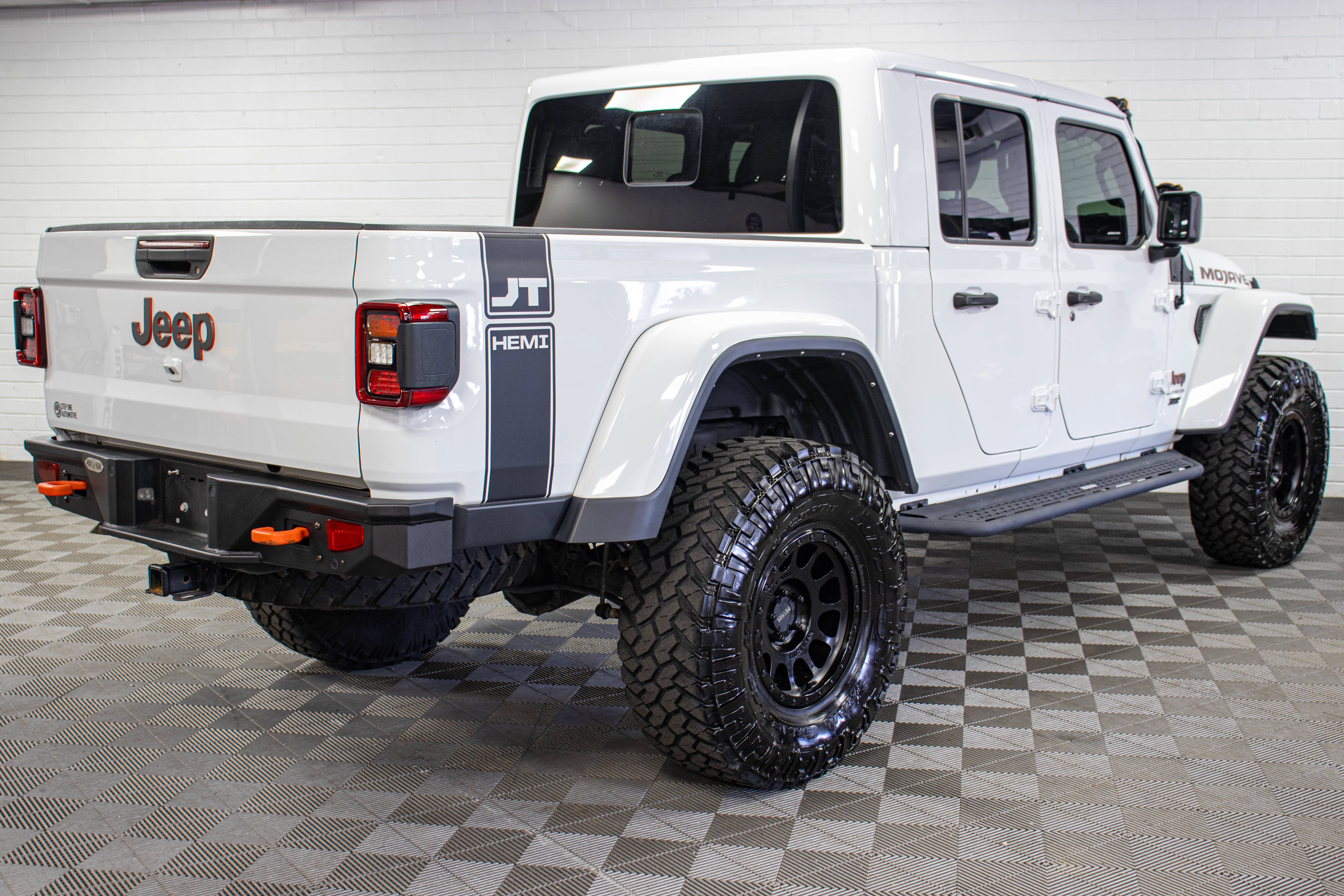 Used 2021 Jeep Gladiator Mojave w/ Dual Top Group AWD/4WD image 3