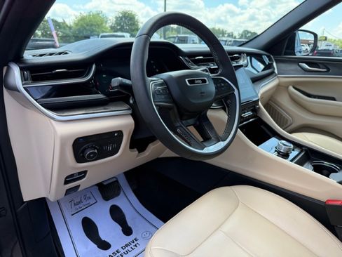 Used 2024 Jeep Grand Cherokee Limited 4xe AWD/4WD image 21